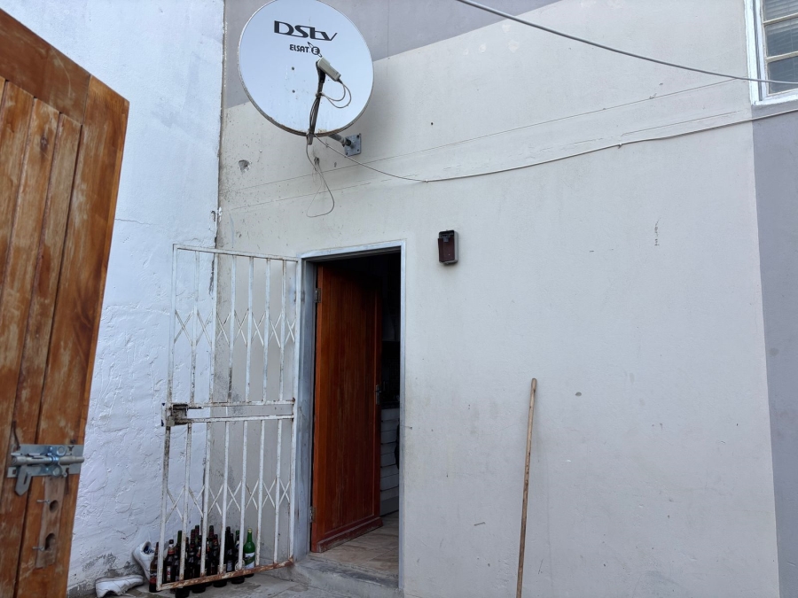 2 Bedroom Property for Sale in Forest Village Western Cape